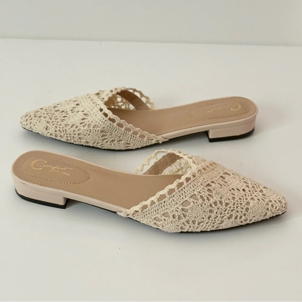 Comfort Est 1946 Pointed Toe Crochet Flats Size 9